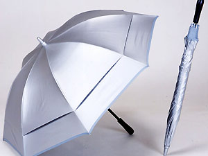 風がぬけるひんやり傘